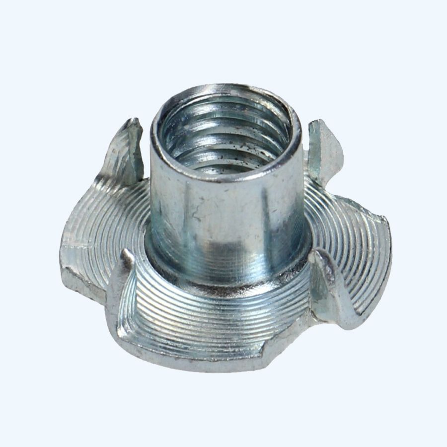 200 stuks inslagmoeren M5 verzinkt